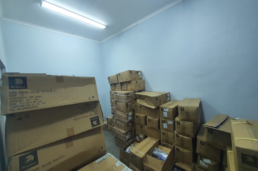 0 Bedroom Property for Sale in Sidwell Eastern Cape